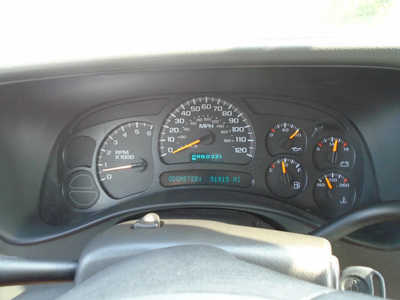 2005 Chevrolet 1500 Crew Cab, $12995. Photo 7
