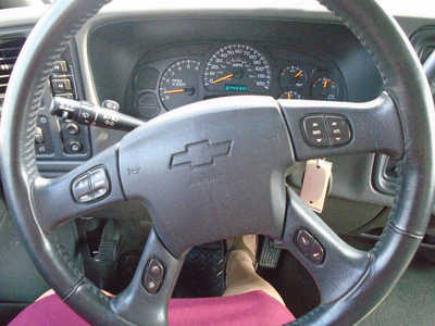 2005 Chevrolet 1500 Crew Cab, $12995. Photo 8