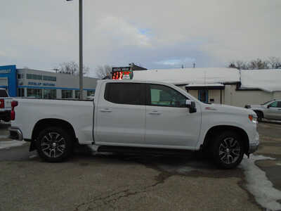 2023 Chevrolet 1500 Crew Cab, $36995. Photo 5