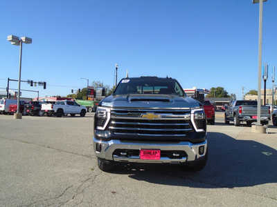 2025 Chevrolet 2500 Crew Cab, $60995. Photo 2