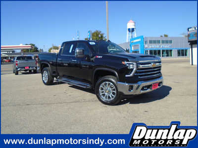 2025 Chevrolet 2500 Crew Cab, $60995. Photo 1
