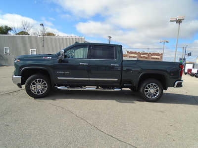 2025 Chevrolet 2500 Crew Cab, $64995. Photo 4