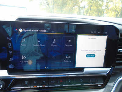 2025 Chevrolet 2500 Crew Cab, $74995. Photo 11