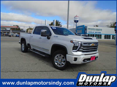 2025 Chevrolet 2500 Crew Cab, $74995. Photo 1