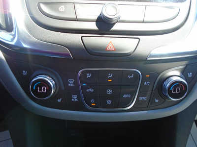 2019 Chevrolet Equinox, $16995. Photo 11