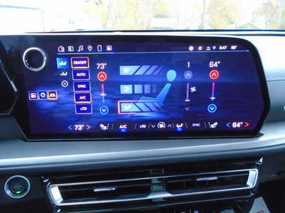 2025 Chevrolet Traverse, $40995. Photo 12