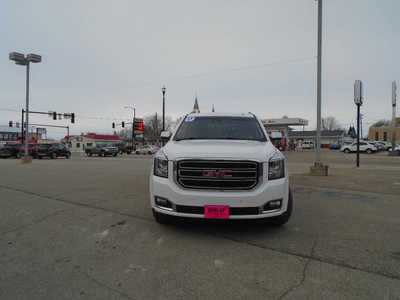 2017 GMC Yukon XL, $16995. Photo 2