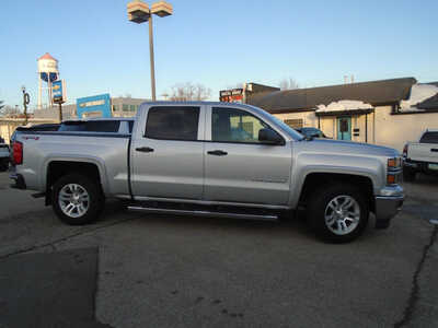 2014 Chevrolet 1500 Crew Cab, $18995. Photo 5