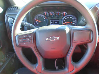 2023 Chevrolet 1500 Crew Cab, $40995. Photo 8