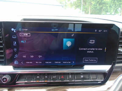 2023 Chevrolet 1500 Crew Cab, $37995. Photo 7