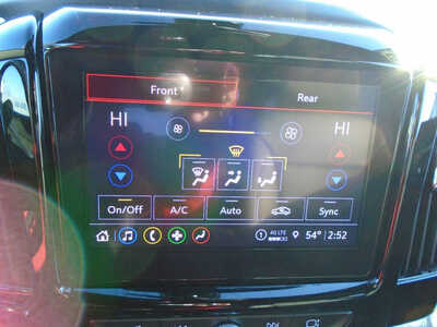 2023 Chevrolet Traverse, $28995. Photo 12