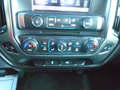 2016 Chevrolet 1500 Crew Cab, $10995. Photo 12