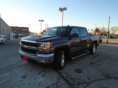 2016 Chevrolet 1500 Crew Cab, $10995. Photo 3