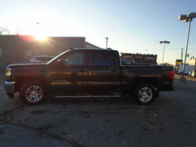 2016 Chevrolet 1500 Crew Cab, $10995. Photo 4