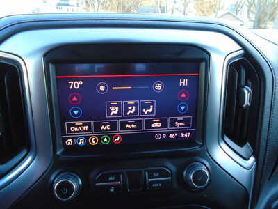2022 Chevrolet 1500 Crew Cab, $28995. Photo 10