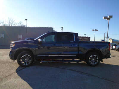 2023 Chevrolet 1500 Crew Cab, $51995. Photo 4