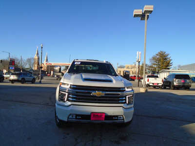 2022 Chevrolet 2500 Crew Cab, $53995. Photo 2
