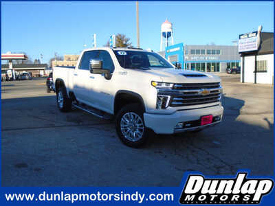 2022 Chevrolet 2500 Crew Cab, $53995. Photo 1