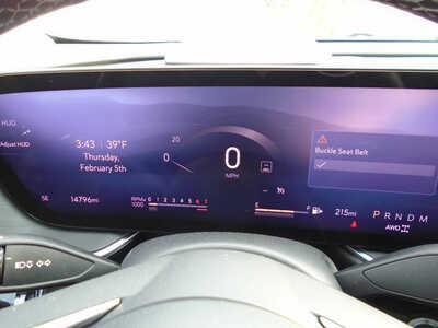 2025 Buick Envision, $29995. Photo 7