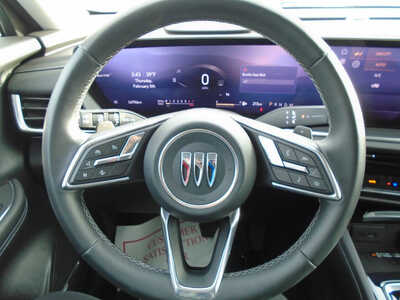 2025 Buick Envision, $29995. Photo 8