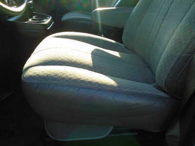 2023 Chevrolet Van,Passenger, $35995. Photo 12