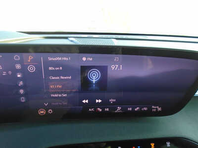 2025 Buick Enclave, $40995. Photo 10