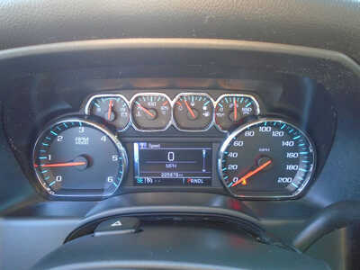 2017 Chevrolet 1500 Crew Cab, $10995. Photo 7