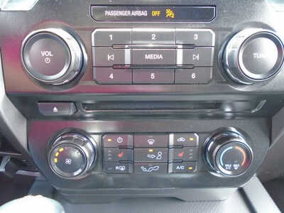 2016 Ford F150 Crew Cab, $14995. Photo 11