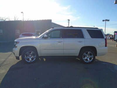 2015 Chevrolet Tahoe, $14495. Photo 4