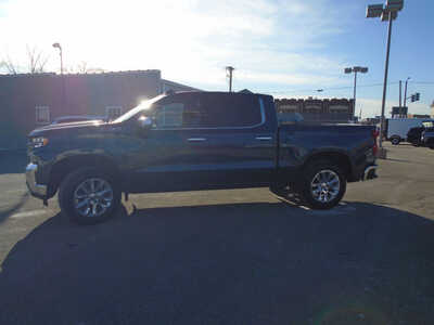 2021 Chevrolet 1500 Crew Cab, $33995. Photo 4