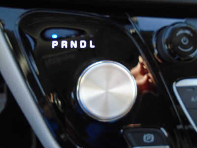 2023 Chrysler Voyager, $24995. Photo 10