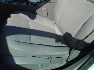 2014 Chevrolet Malibu, $0. Photo 10