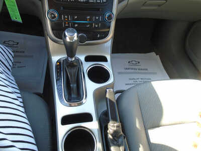2014 Chevrolet Malibu, $0. Photo 9