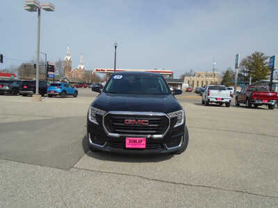 2024 GMC Terrain, $24995. Photo 2
