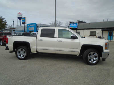 2014 Chevrolet 1500 Crew Cab, $9495. Photo 5