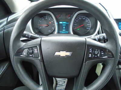2013 Chevrolet Equinox, $3995. Photo 8