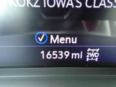 2024 Cadillac XT5, $37995. Photo 6