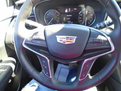 2025 Cadillac XT5, $45995. Photo 8
