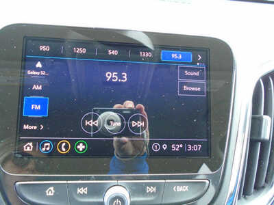 2024 Chevrolet Equinox, $29995. Photo 10