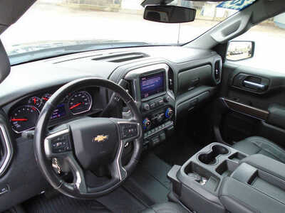 2020 Chevrolet 1500 Crew Cab, $30995. Photo 12