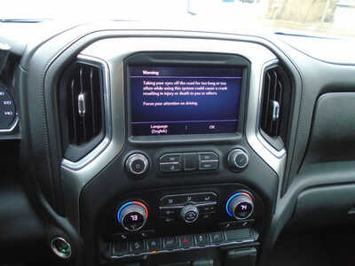2020 Chevrolet 1500 Crew Cab, $30995. Photo 8