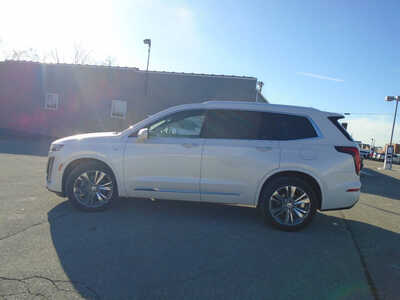 2022 Cadillac XT6, $0. Photo 4