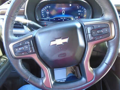2022 Chevrolet Suburban, $47995. Photo 8