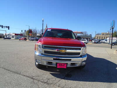 2013 Chevrolet 1500 Crew Cab, $9995. Photo 2