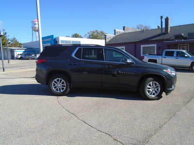 2020 Chevrolet Traverse, $18995. Photo 5