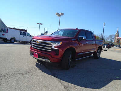 2024 Chevrolet 1500 Crew Cab, $63995. Photo 3