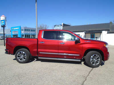2024 Chevrolet 1500 Crew Cab, $63995. Photo 5