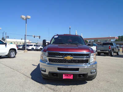 2013 Chevrolet 2500 Crew Cab, $9995. Photo 2