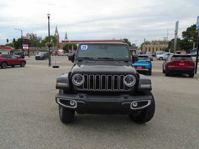 2025 Jeep Wrangler, $36995. Photo 2