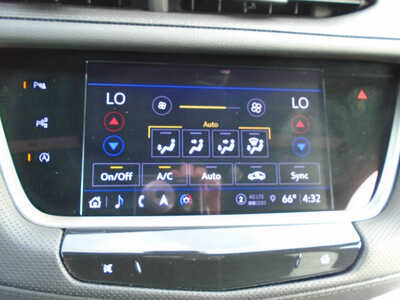 2025 Cadillac XT5, $49995. Photo 11